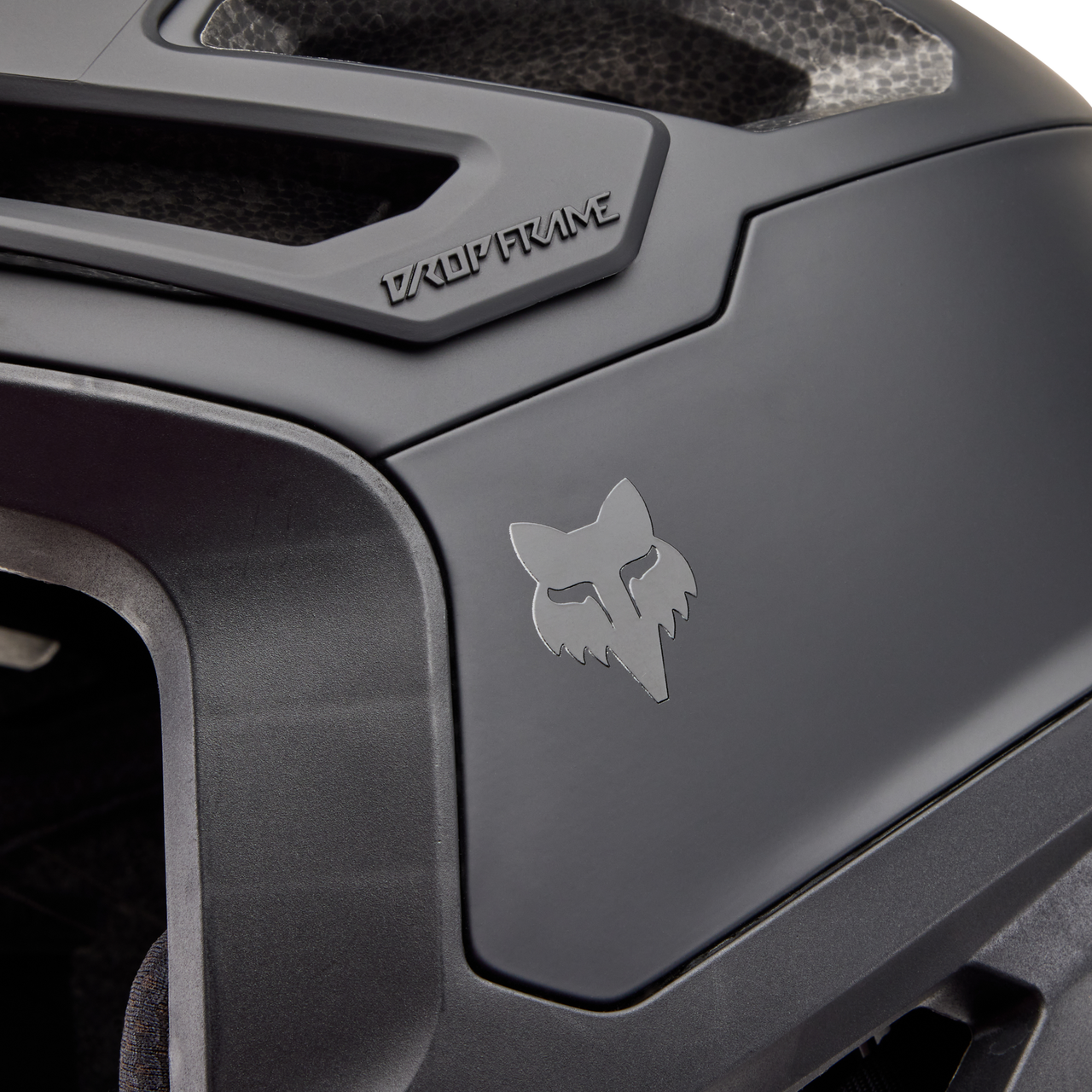 Fox Dropframe Pro Helmet - Black