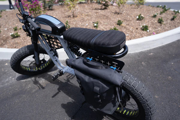 Blur Boundaries 1-Up Seat Black Alcantara