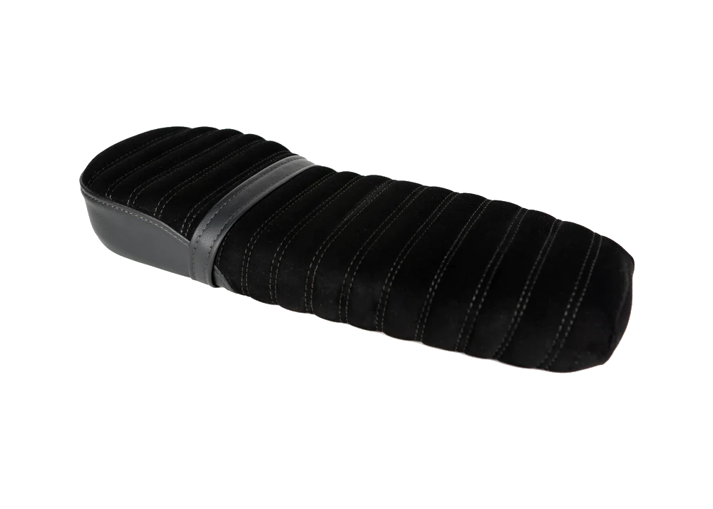 Blur Boundaries 1-Up Seat Black Alcantara