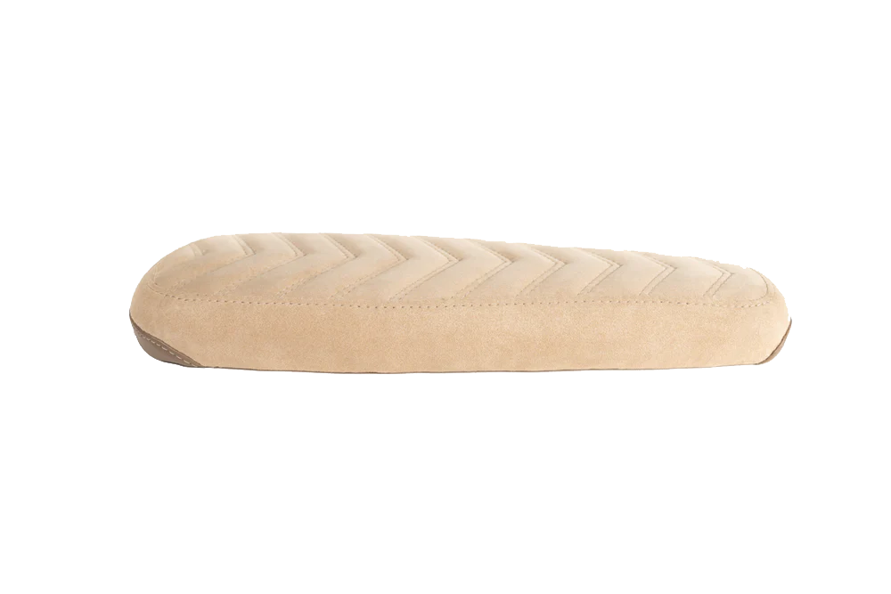Blur Boundaries 2-Up Ivory V-Stitch Seat