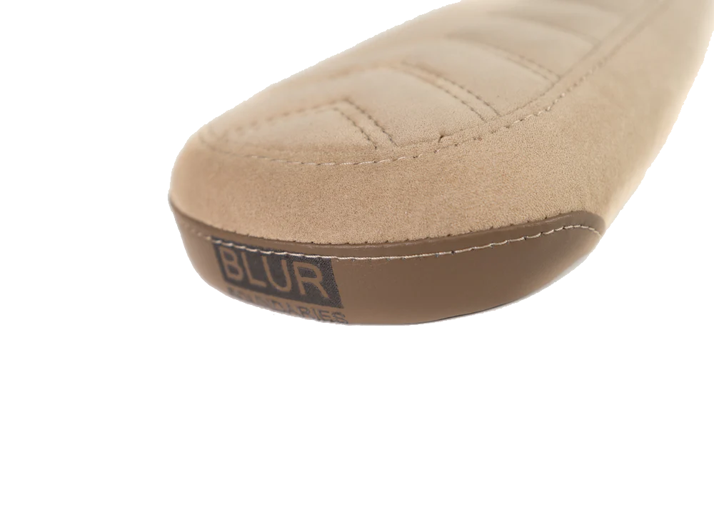 Blur Boundaries 2-Up Ivory V-Stitch Seat