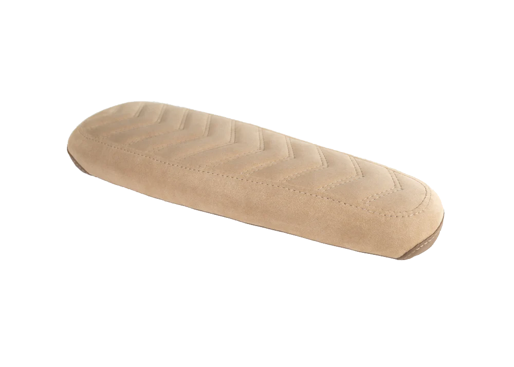 Blur Boundaries 2-Up Ivory V-Stitch Seat