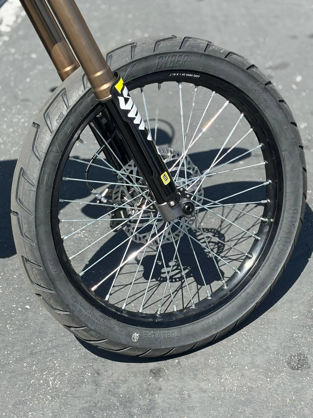 Pivotrax Cyber EMoto Tire